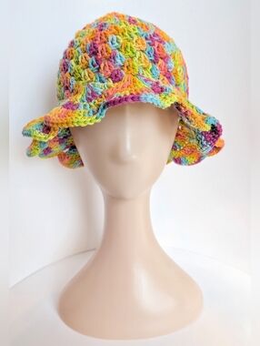 NEW, Crochet flower petal bucket hat, handmade, 100% cotton